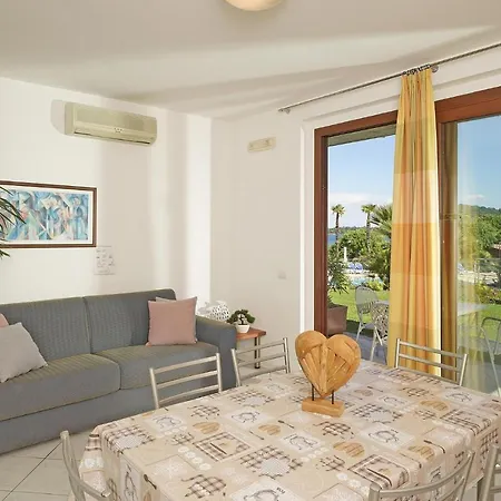 Apartament Bilocale Raffa